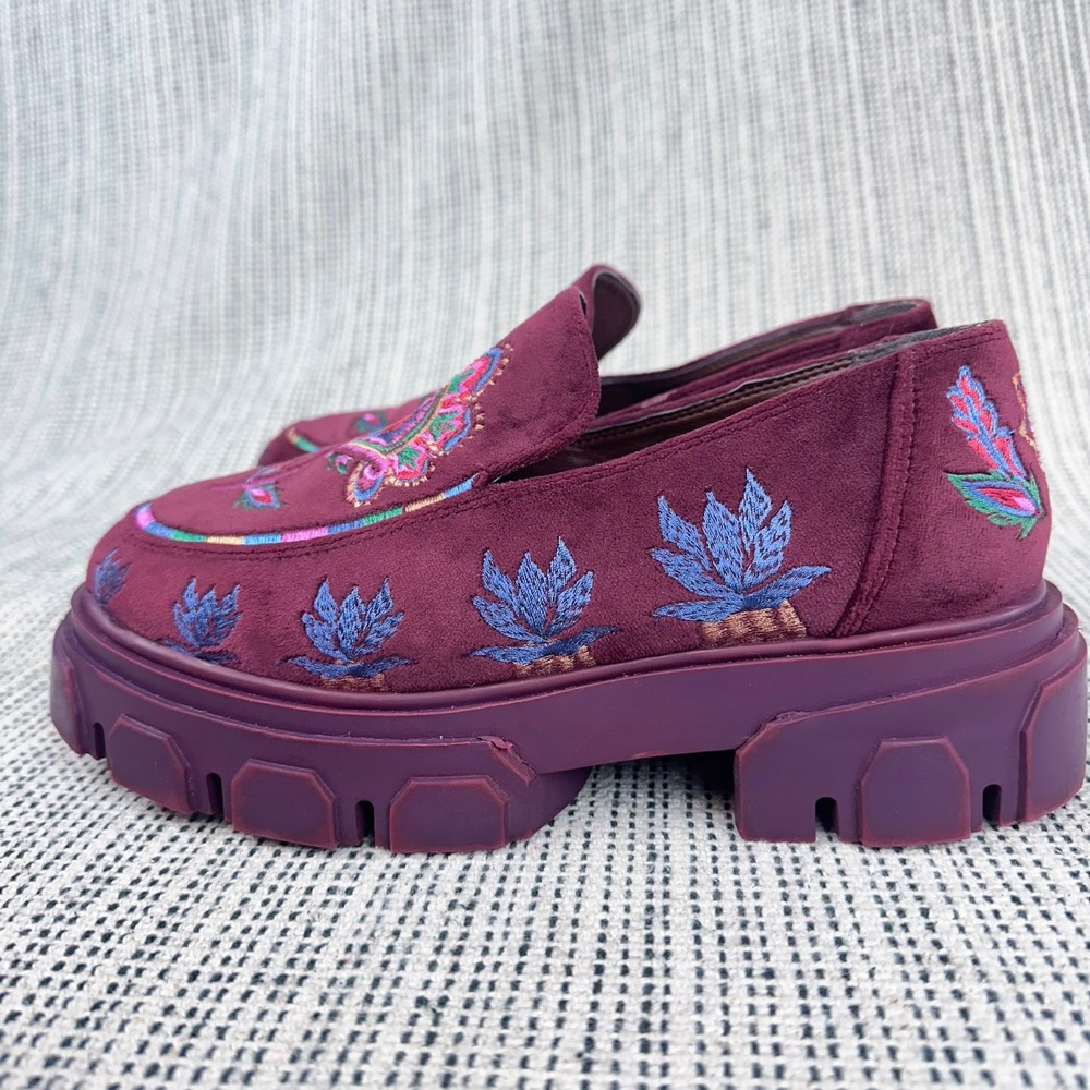 Farm Rio Loafers Womens Size 8.5 Purple Velvet Embroidered Platform Lug Sole - Picture 3 of 12